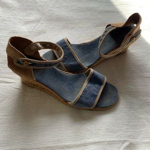 Canvas and jean wedges size 7